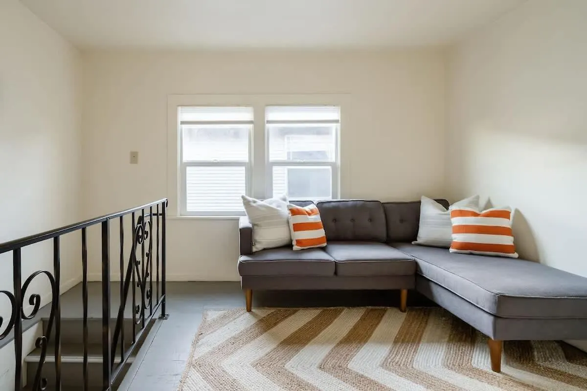 Hébergement de vacances Stay Portland - Heartofbuckman Midcentury Dream 86 Walkscore 3Br États-Unis
